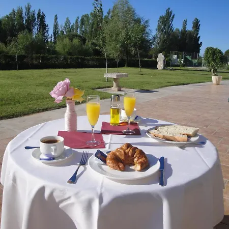 فندق Prado De Merinas