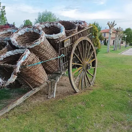 Prado De Las Merinas מלון 3*